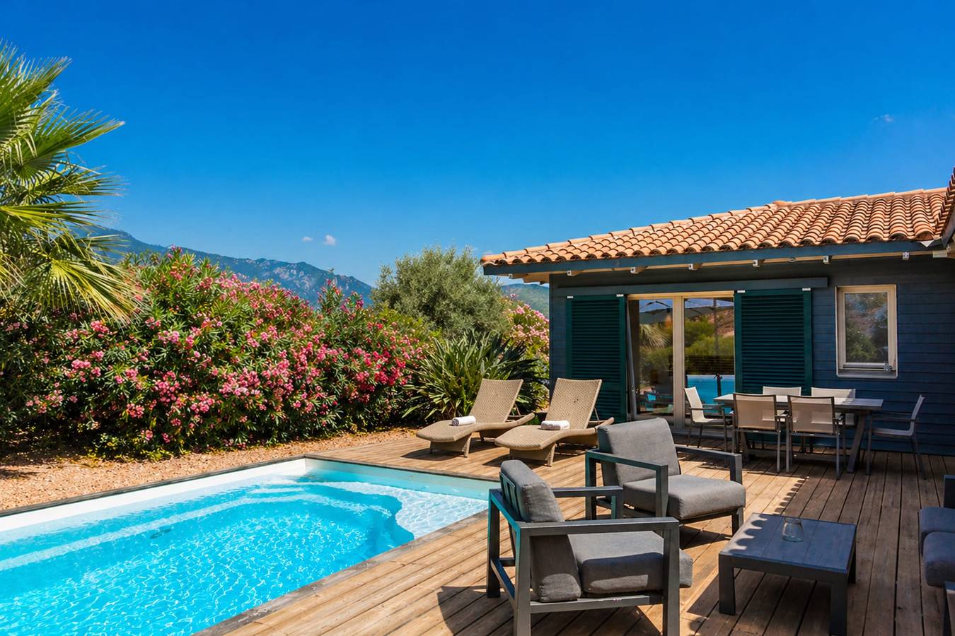 Villa avec piscine chauffée et  vue sur les montagnes in Figari, Arrondissement de Sartène