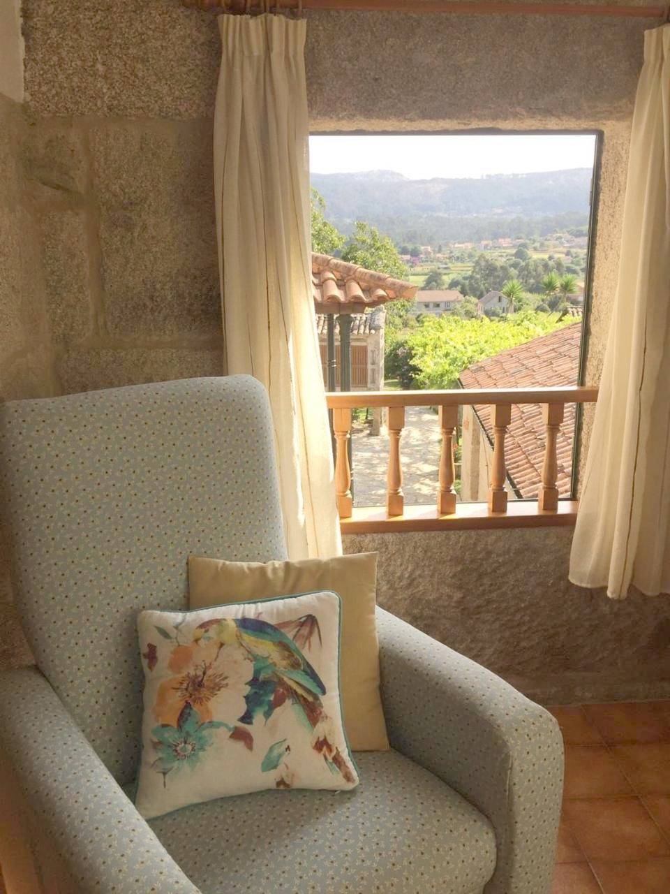 Two-Bedroom House in Gondomar, Costa de Galicia