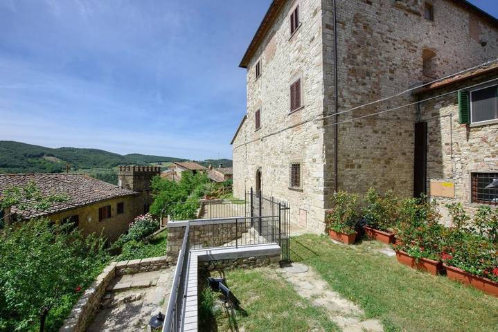 Chambre d’hôte pour 3 personnes, avec jardin et vue à Greve In Chianti