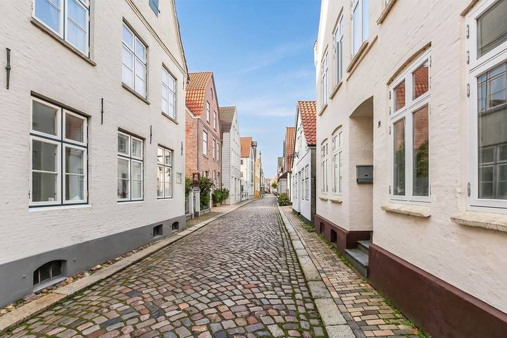 Ferienwohnung für 2 Personen, mit Terrasse in Husum Hafen - 2