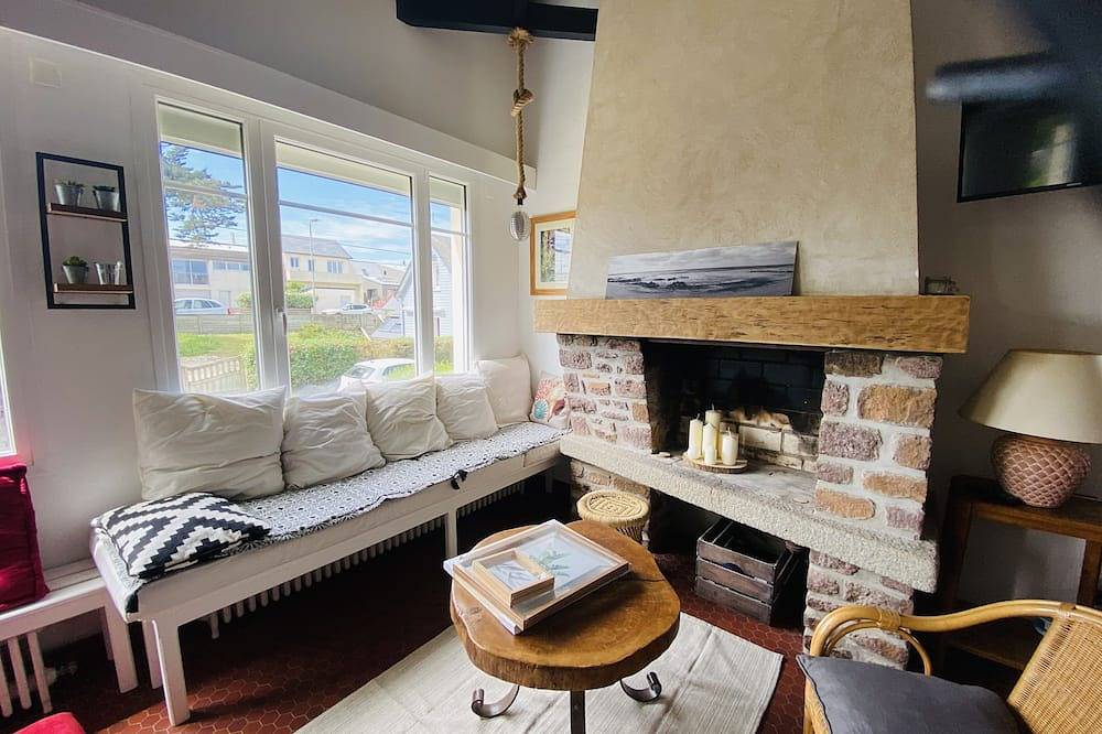 Maison Familiale  50M De La Plage , Avec Jardin Clos, Wifi gratuit in Agon-Coutainville, Région de Coutances