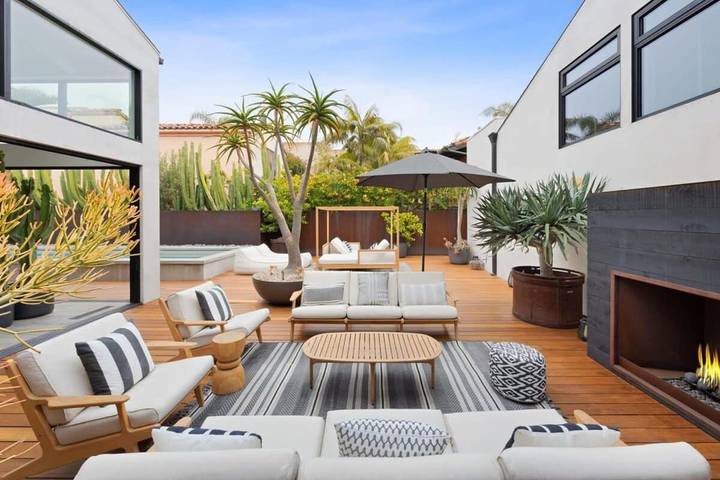 Casa de vacaciones para 12 personas, con jardín además de piscina y jacuzzi - 1