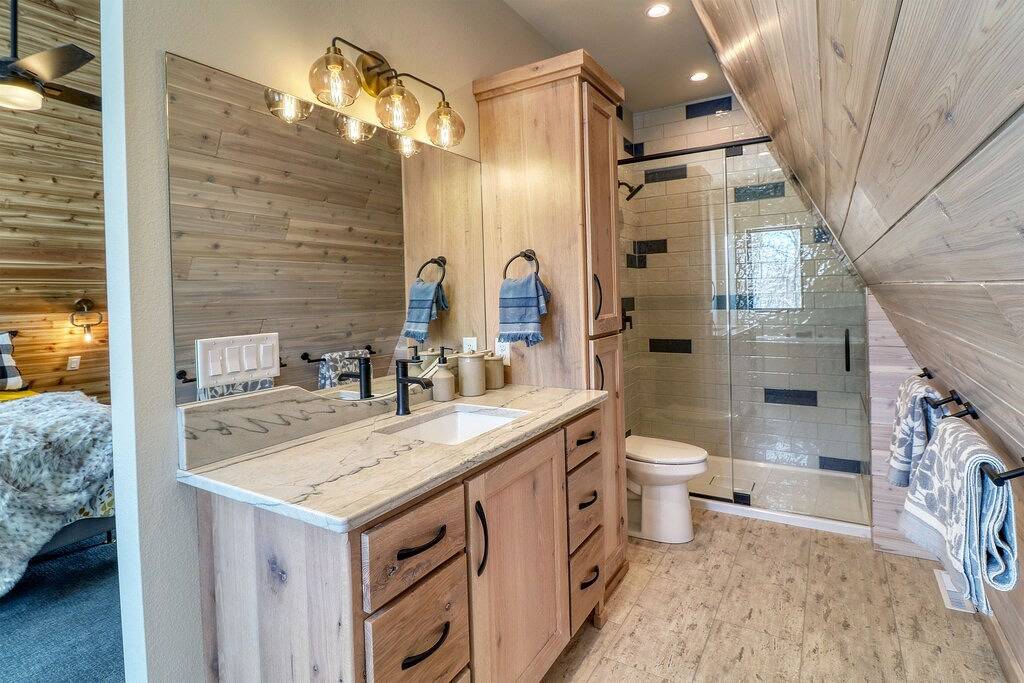 Stunning A-frame cabin on Maud Lake ( Near Detroit Lakes ) in Becker County