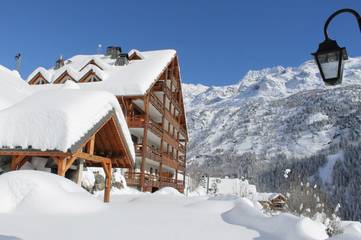 Chalet pour 4 personnes, avec sauna ainsi que jardin et vue à Vaujany