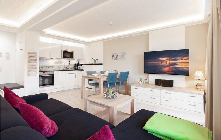 Geheel vakantieappartement, Gezellig appartement met terras, 500m van het strand van Binz in Strand Prora, Binz