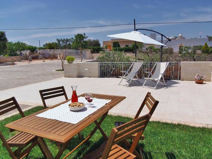Maison de vacances pour 4 personnes, avec Balcon et Terrasse ainsi que Jardin et Vue à Santa Lucia (Bari)