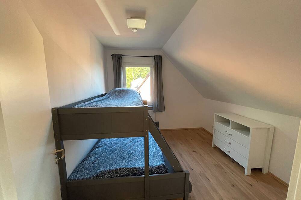Ganze Wohnung, 3 Schlafzimmer l Steinhuder Meer l Südbalkon l Waldblick l Saniert in Hagenburg, Landkreis Schaumburg