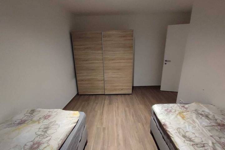 Ganze Wohnung, Perfect 2-bedroom apartment in serene Sint-Niklaas neighborhood in Sint-Niklaas, Ostflandern