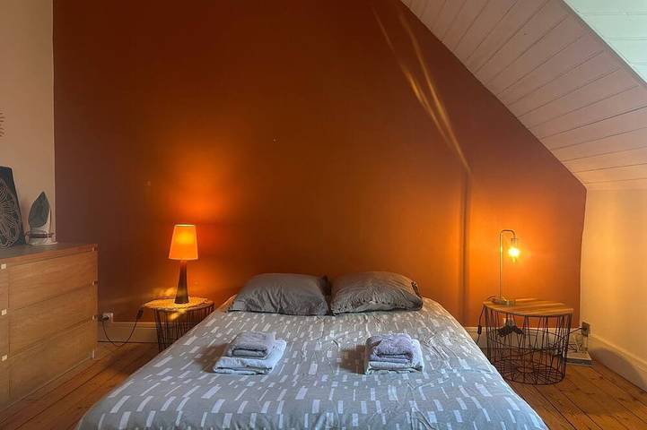 Location de vacances pour 7 personnes, avec jardin dans Plage De La Cale Lanveoc - 2