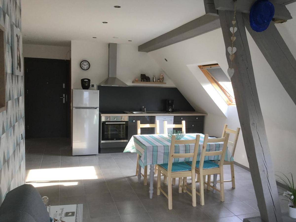 Ganze Wohnung, Superior Apartment with Balcony in Lohr, Region Saverne