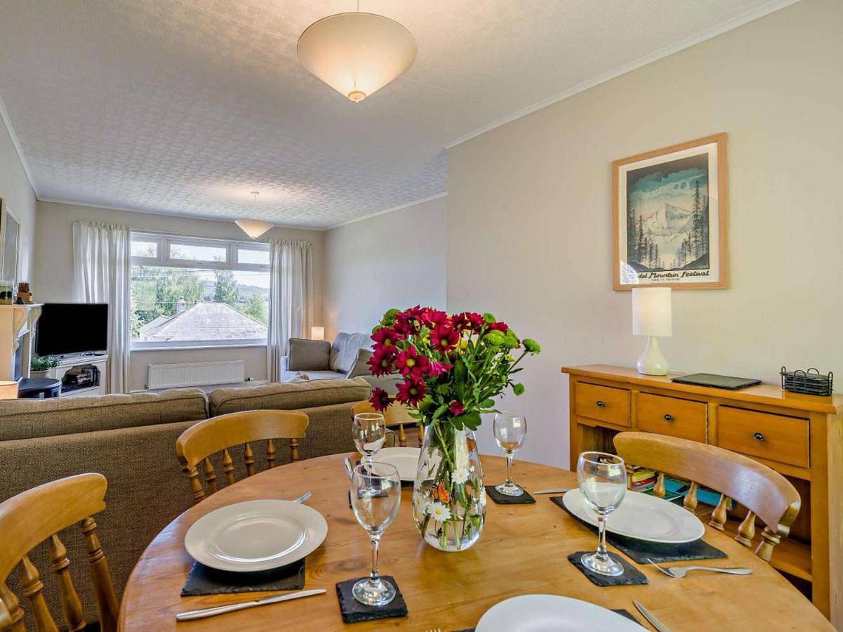 Entire apartment, 3 Bed in Carnforth oc-sz425 in Arnside, Lake District