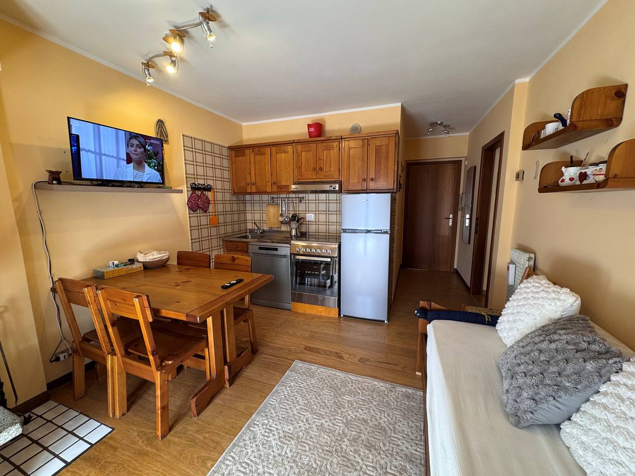 Apartamento entero, 066 Grazioso Bilocale, Pinzolo in Pinzolo, Grupo Brenta