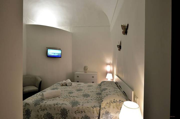 The Little White House (cozy little single house in the center) in Modica (town), Modica