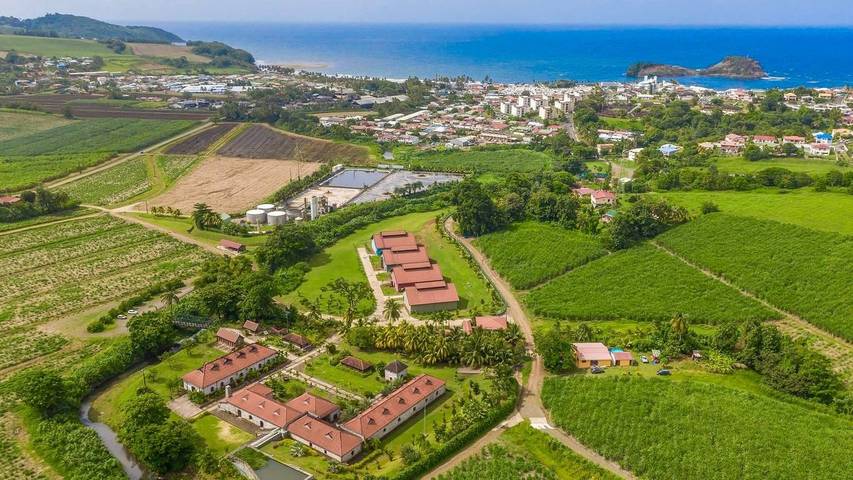Location de vacances pour 5 personnes, avec piscine et jardin à Sainte-Marie - 4