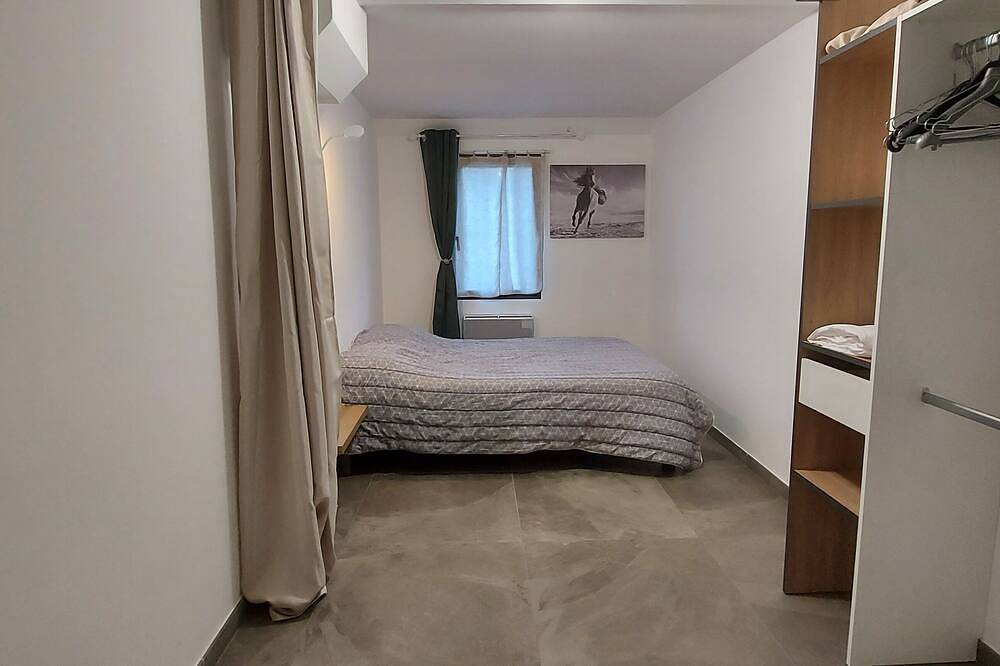 Exceptional geographical location! Beach 3 minutes away, nice stay, plancha in Taglio-Isolaccio, Arrondissement de Corte