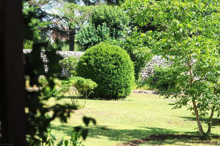 Location de vacances pour 2 personnes, avec piscine ainsi que jardin et jacuzzi à Gramat - 2