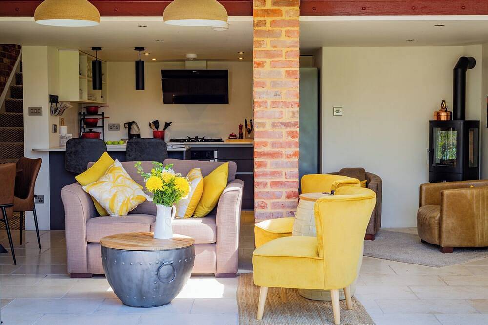 2 bedroom accommodation in Winchester in Winchester, South Downs