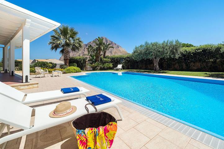 Villa Cornino - Custonaci, Sicilia in Cornino, Custonaci