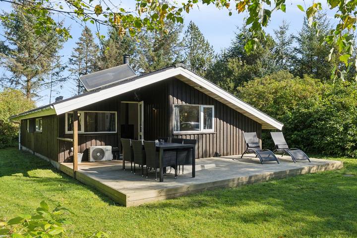 Ferieudlejning for 6 personer, med Have i Thorup Strand