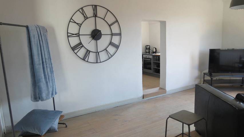 Ganze Ferienwohnung, Stilvolles Modern Apartment mit Seeblick am Bodensee in Sipplingen - 150 Meter zum Bodensee in Sipplingen, Region Bodensee-Oberschwaben