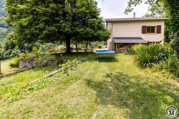 Gîte pour 3 personnes, avec jardin dans Chioula