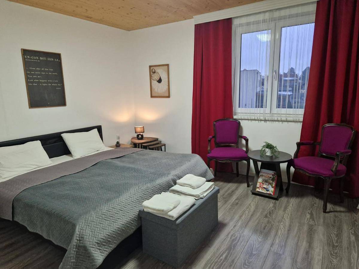 Ganze Wohnung, Three-Bedroom Apartment in St. Pölten, Mostviertel Region
