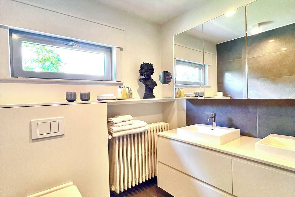 B&B Near Ghent: Your peaceful home near Ghent in Merelbeke, Provincia de Flandes Oriental