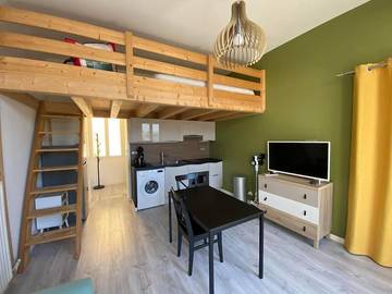 Gîte pour 2 personnes, avec balcon dans Office de Tourisme d'Aix les Bains