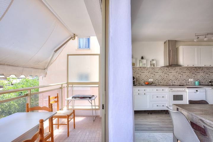 Gîte pour 5 personnes, avec terrasse à Juan-les-Pins - 4
