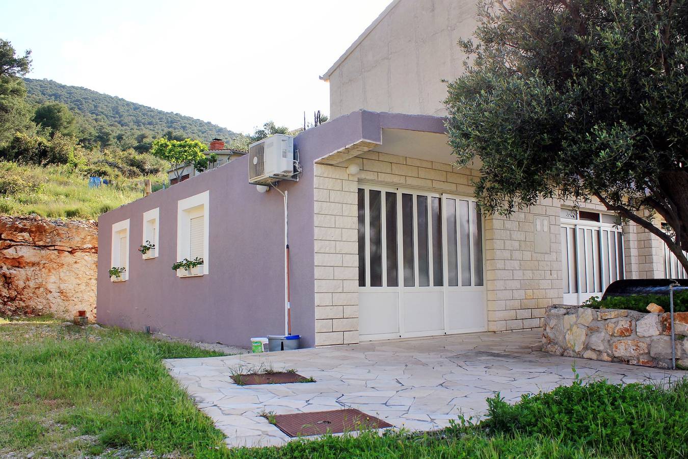 Entire apartment, One bedroom apartment near beach Šparadići, Šibenik A-10015-b in Grebastica, Šibenik-Knin