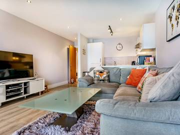 Glamping for 4 People in Belfast, County Antrim, Photo 2