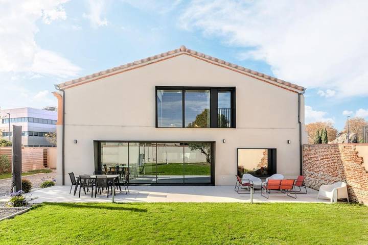 Villa pour 9 personnes, avec terrasse à Toulouse