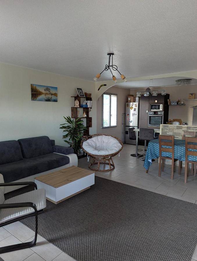 Location de vacances pour 4 personnes, avec jardin et vue à La Fare-les-Oliviers - 2