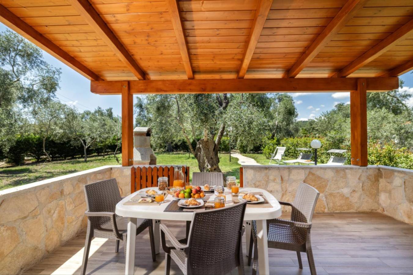 Detached villa with 2 bathrooms in Vieste, Gargano