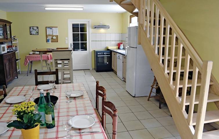 Gîte pour 8 personnes, avec terrasse et jardin à Hucqueliers