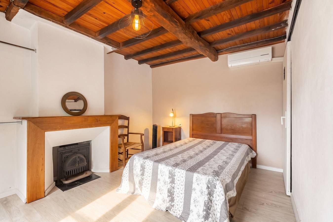 Maison de charme à Puycelsi avec jardin et barbecue in Puycelsi, Région d'Albi