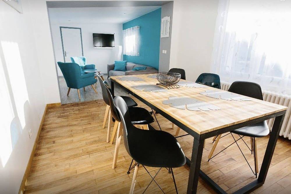 Charming, bright and comfortable house. in Le Poinçonnet, Châteauroux region