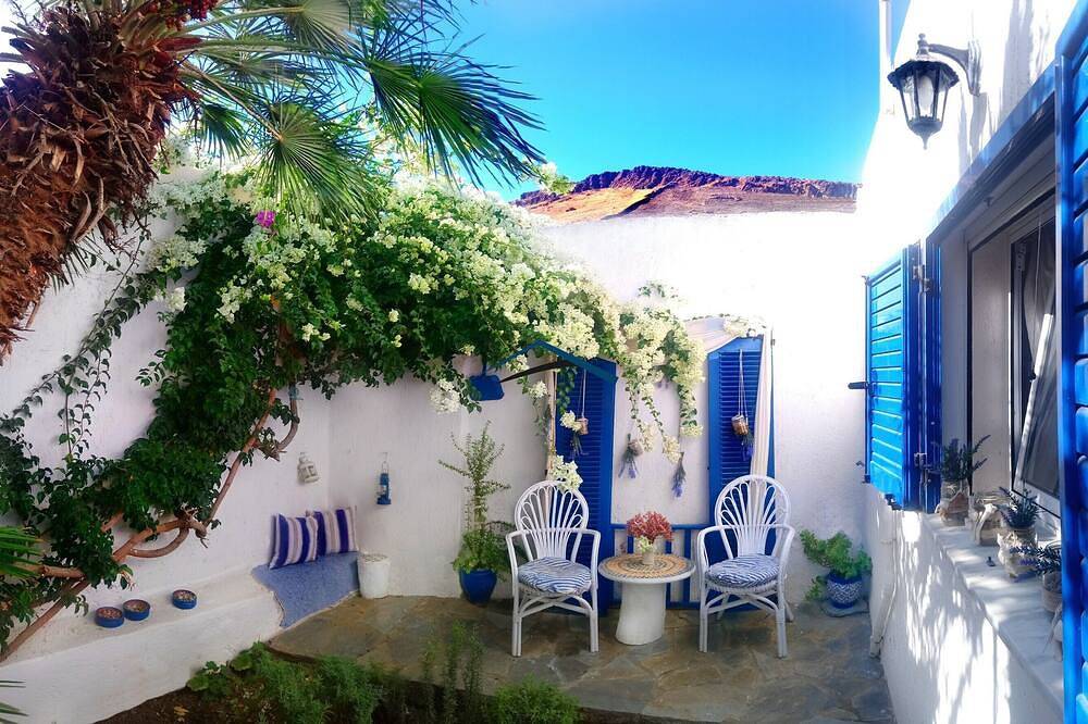 Gemütliches und süßes Haus im Herzen von Korissia, nur wenige Minuten von den Geschäften entfernt in Kea