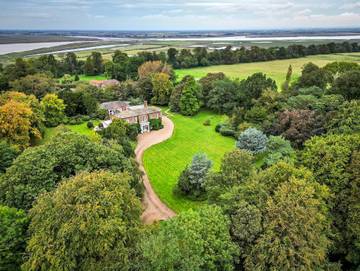 Villa for 16 People in North Lincolnshire, Yorkshire, Photo 2