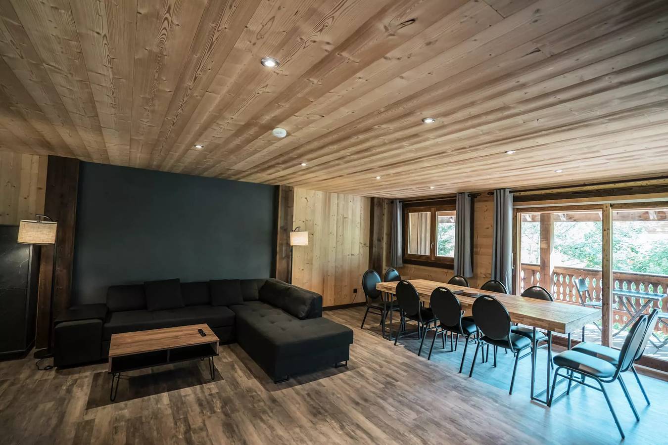 Entire apartment, 5 Rooms for 10 People in Châtel, Les Portes du Soleil