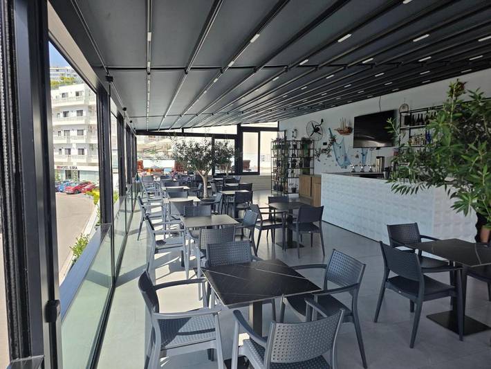 Maison d’hôte pour 3 personnes, avec terrasse ainsi que piscine et jardin à Saranda - 2