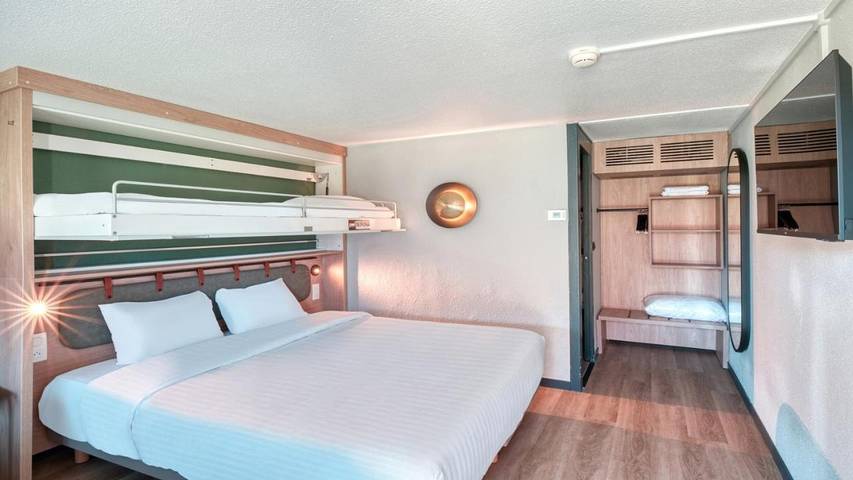 Hôtel pour 2 personnes, avec terrasse, animaux acceptés à Dreux - 4