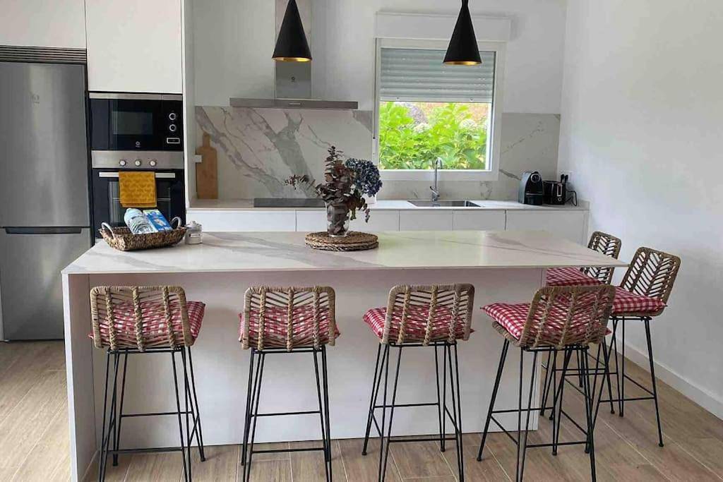 Two-Bedroom House in Pontevedra, Rias Baixas