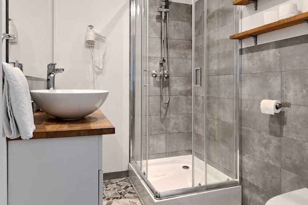 Ganze Wohnung, Gdynia Seaside Apartment - Balcony, Workspace, Bus - by Rentujemy in Gdingen, Dreistadt