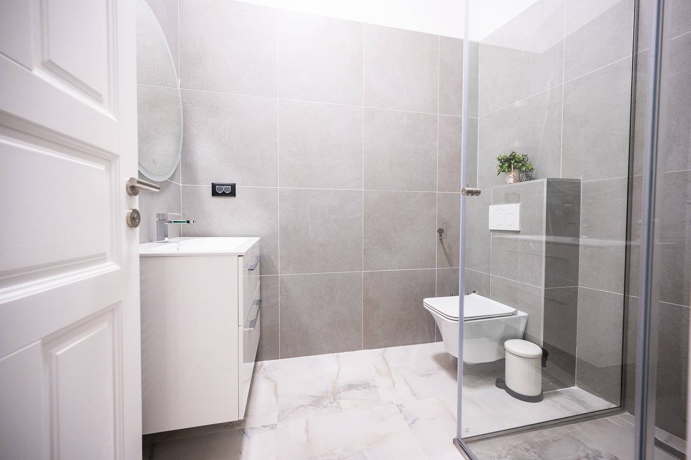 Entire apartment, 140 Sqm Apartment with 4 units - Great For Groups in Sarajevo, Bosnia and Herzegovina