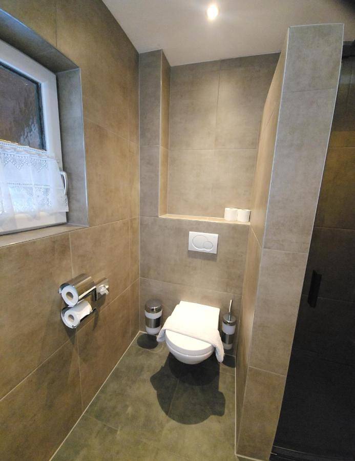 Ferienwohnung für 2 Personen, mit Balkon und Ausblick in Salzburg - 2