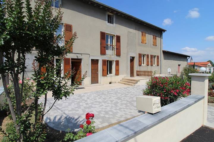 Gîte pour 6 personnes, avec jardin