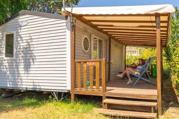 Camping pour 4 personnes à Vic-la-Gardiole
