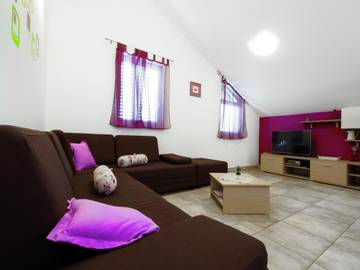 Apartament Wakacyjny dla 7 osoby w Srima, Żupania szybenicko-knińska, Zdjęcie 4