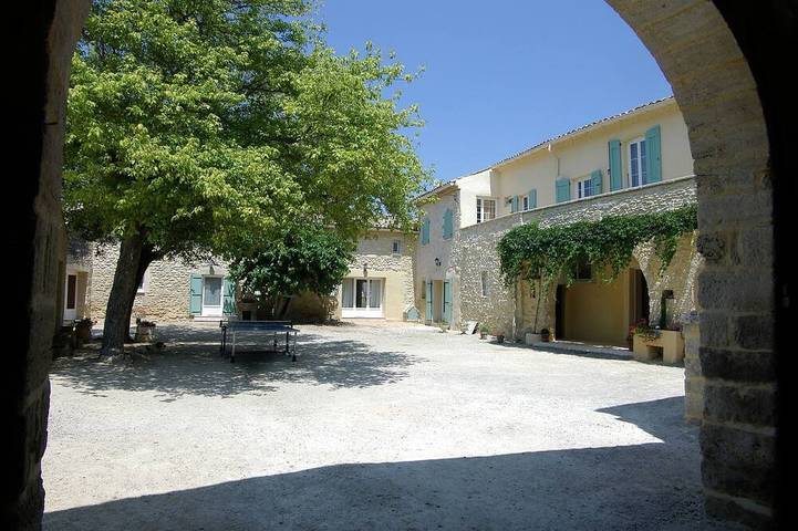 Appartement de vacances pour 10 personnes, avec Terrasse ainsi que Jardin et Piscine